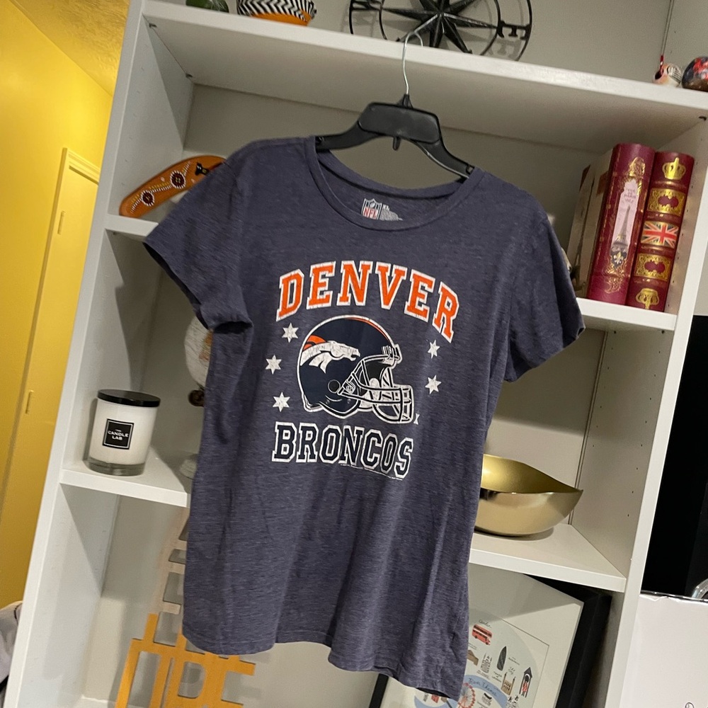Denver broncos top